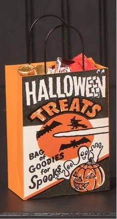 How to Make 20 Halloween Treat Bags to Give as Gifts